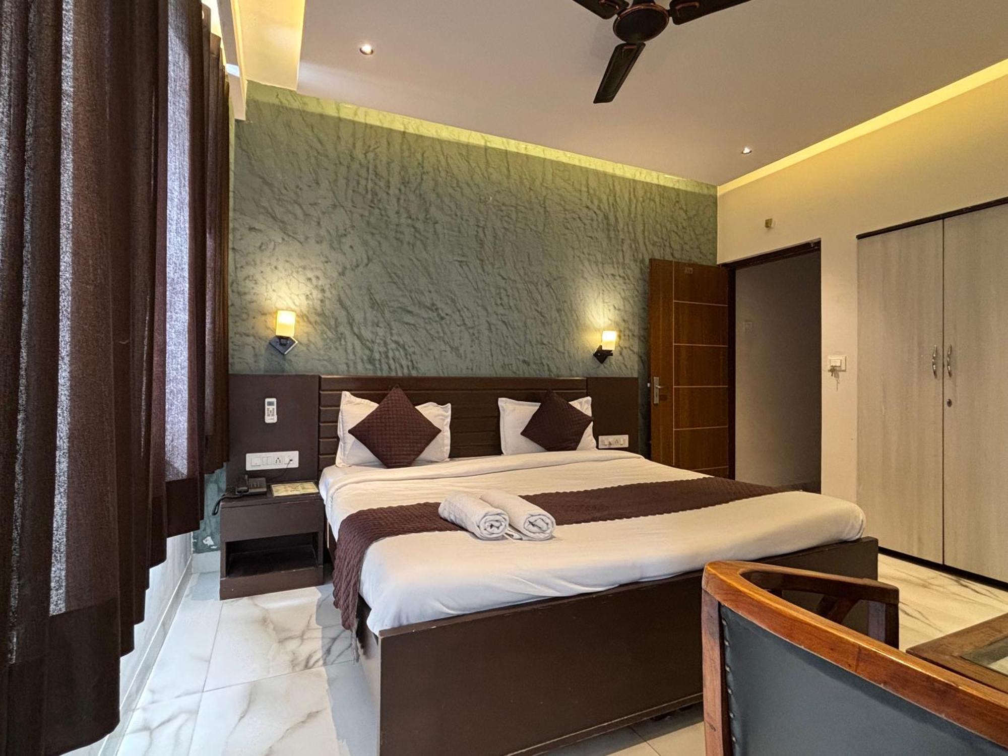 Hotel Casa Mohali ภายนอก รูปภาพ